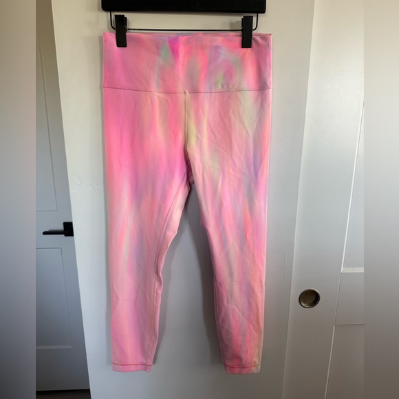 lululemon athletica Pants - Rare Lululemon Wunder Train High-Rise Tight 25" Size 12